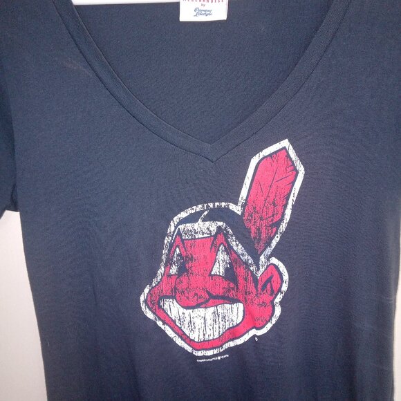 MLB Cleveland Indians Nostalgic Women's Top - Picture 8 of 14